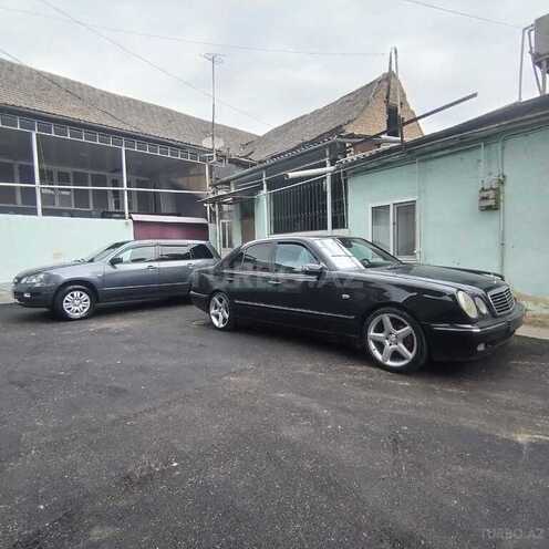 Mercedes E 240 1998, 306,000 km - 2.4 l - Gəncə