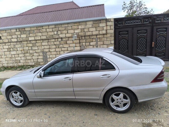 Mercedes C 200 d 2001, 455,343 km - 2.2 l - Biləsuvar