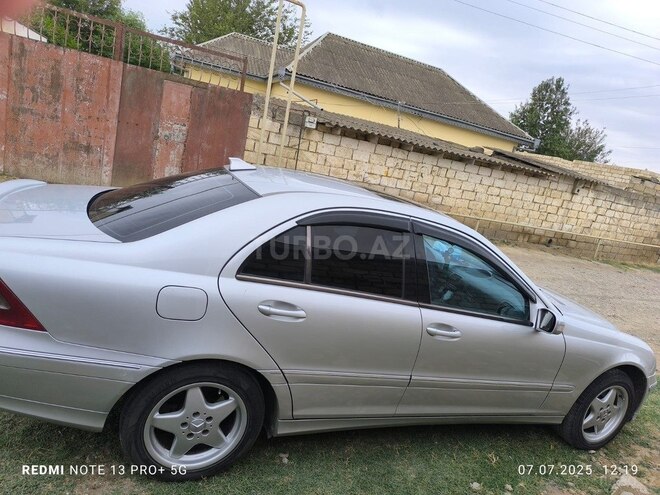 Mercedes C 200 d 2001, 455,343 km - 2.2 l - Biləsuvar
