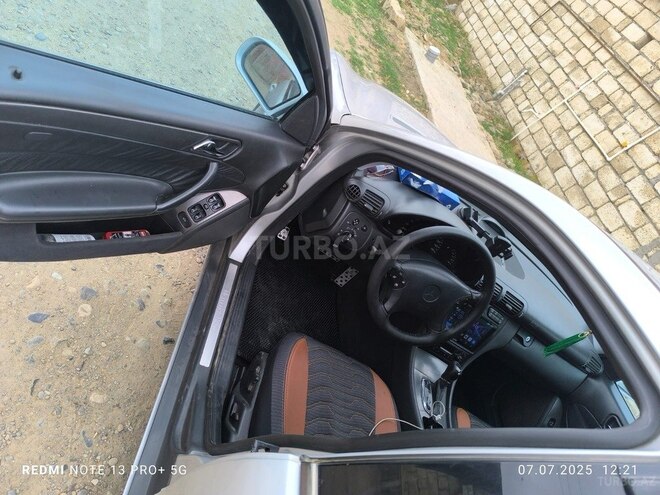 Mercedes C 200 d 2001, 455,343 km - 2.2 l - Biləsuvar