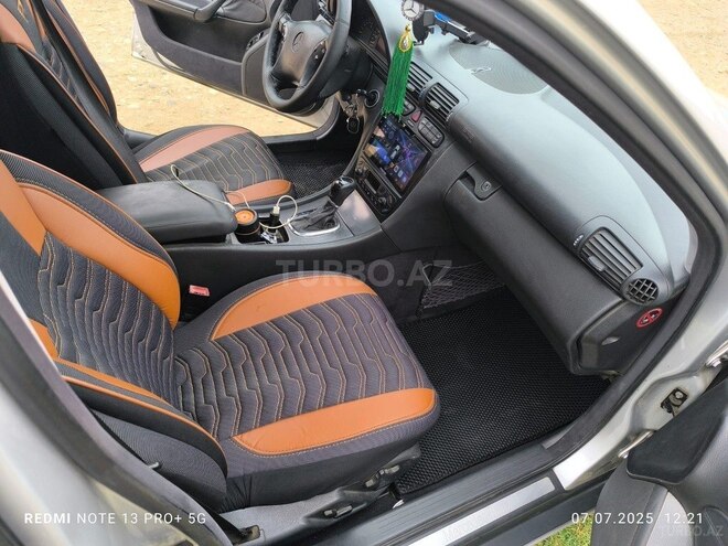 Mercedes C 200 d 2001, 455,343 km - 2.2 l - Biləsuvar