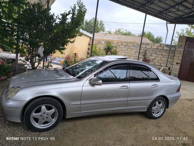 Mercedes C 200 d 2001, 455,343 km - 2.2 l - Biləsuvar