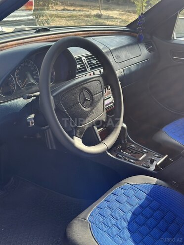 Mercedes C 220 1998, 279,000 km - 2.2 l - Bakı