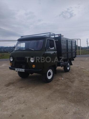 UAZ 3303 1987, 250,146 km - 2.5 l - Astara