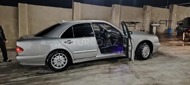 Mercedes E 220 d 2000, 407,000 km - 2.2 l - Bakı
