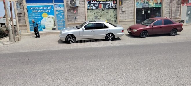 Mercedes E 220 d 2000, 407,000 km - 2.2 l - Bakı