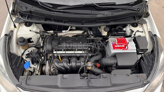 Hyundai Accent 2013, 280,000 km - 1.6 l - Bakı