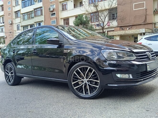 Volkswagen Polo 2019, 116,700 km - 1.6 l - Bakı