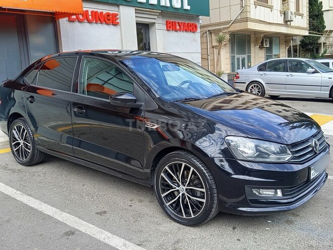 Volkswagen Polo 2019, 116,700 km - 1.6 l - Bakı