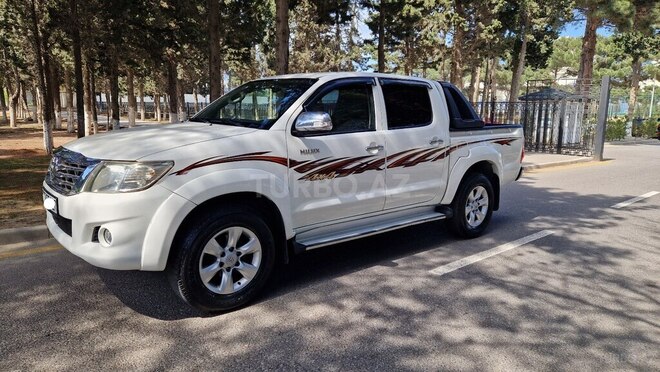 Toyota Hilux 2012, 212,000 km - 2.5 l - Bakı