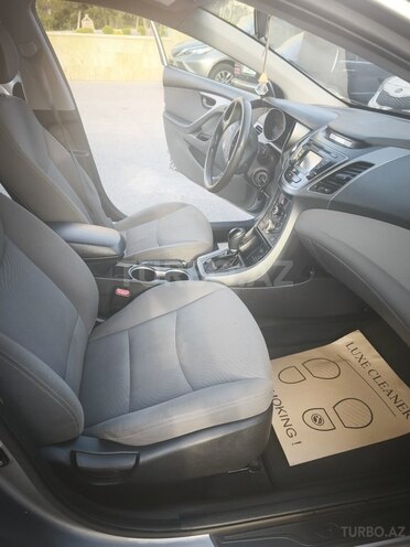 Hyundai Elantra 2014, 175,418 km - 1.8 l - Bakı