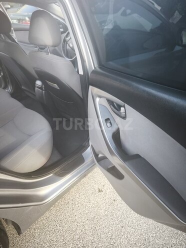 Hyundai Elantra 2014, 175,418 km - 1.8 l - Bakı