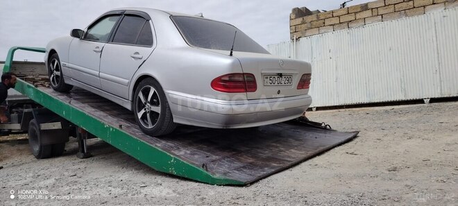 Mercedes E 220 d 2000, 407,000 km - 2.2 l - Bakı