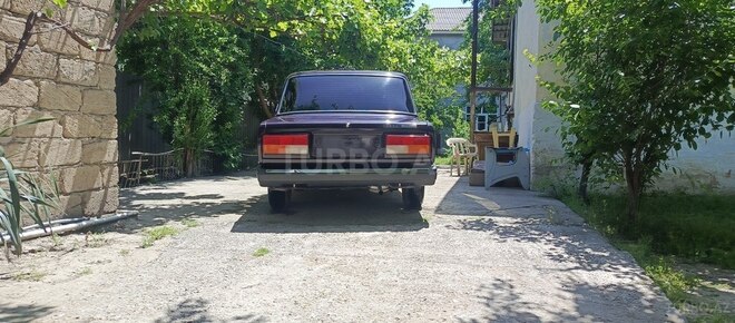 LADA (VAZ) 2107 2000, 20,250 km - 1.6 l - Salyan