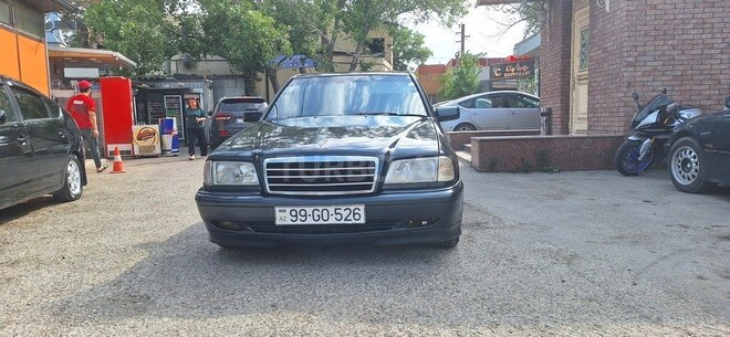 Mercedes C 220 2000, 588,443 km - 2.2 l - Bakı