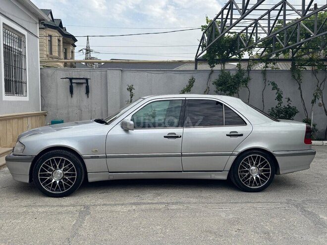 Mercedes C 280 2000, 480,000 km - 2.8 l - Bakı