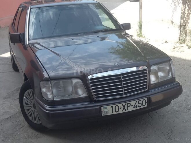 Mercedes E 250 1991, 365,214 km - 2.5 l - Bakı