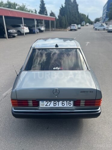 Mercedes 190-3