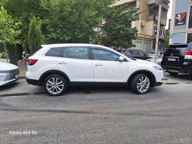 Mazda CX-9-3