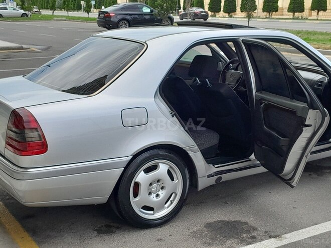 Mercedes C 250 d 1995, 395,214 km - 2.5 l - Sumqayıt