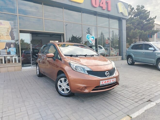 Nissan Note-2
