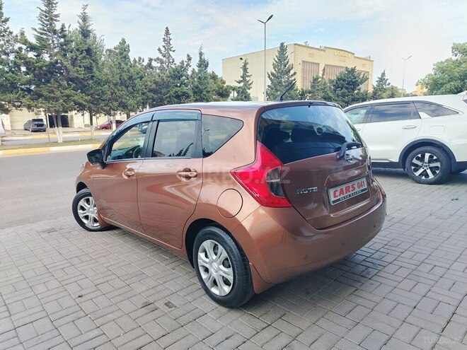 Nissan Note-6
