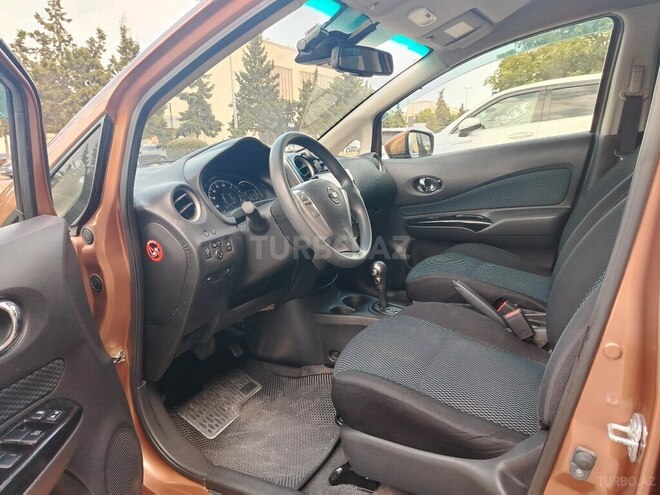 Nissan Note-9