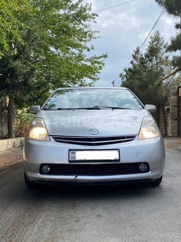 Toyota Prius-1