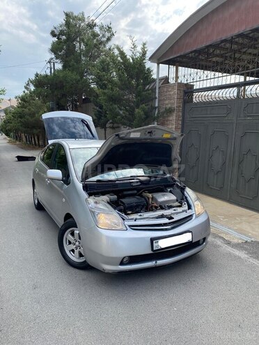 Toyota Prius-6