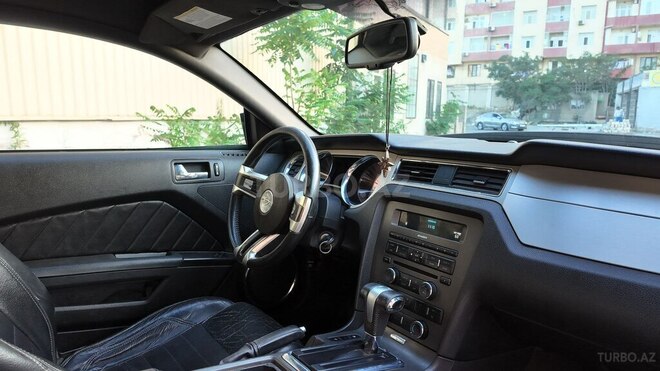Ford Mustang 2009, 73,000 km - 4.0 л - Bakı