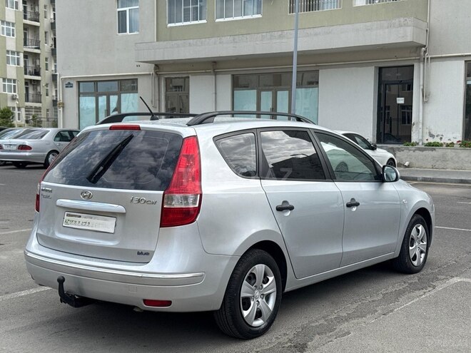 Hyundai i30 2009, 268,000 km - 1.6 l - Bakı