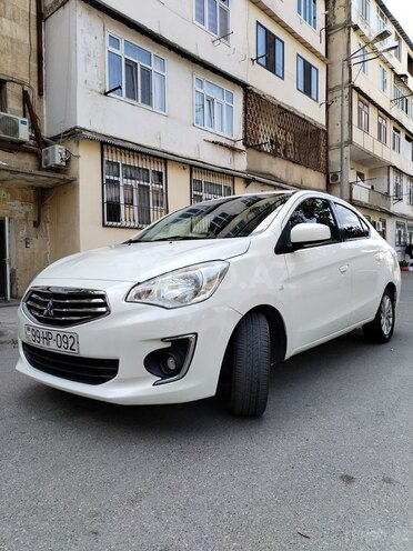 Mitsubishi Attrage 2014, 233,000 km - 1.2 l - Bakı