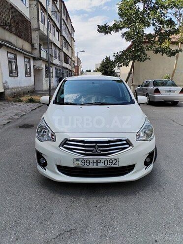 Mitsubishi Attrage 2014, 233,000 km - 1.2 l - Bakı