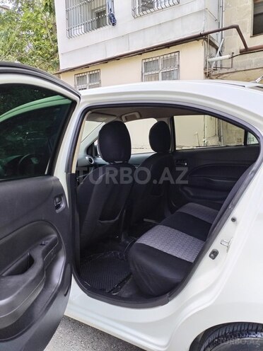 Mitsubishi Attrage 2014, 233,000 km - 1.2 l - Bakı
