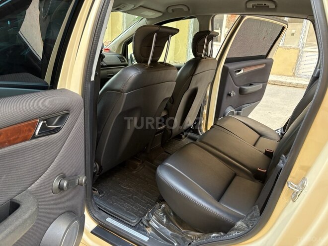 Mercedes B 170 2009, 375,400 km - 1.7 l - Bakı