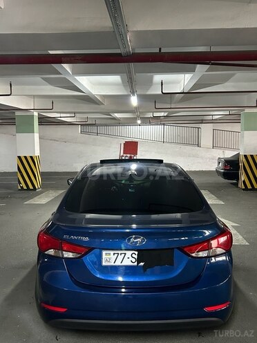 Hyundai Elantra 2015, 240,187 km - 1.8 l - Bakı