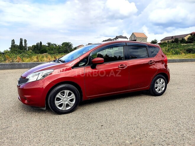 Nissan Note 2015, 70,000 km - 1.2 l - Quba