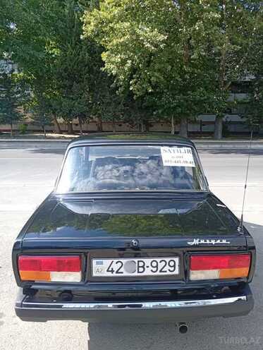 LADA (VAZ) 2107-2