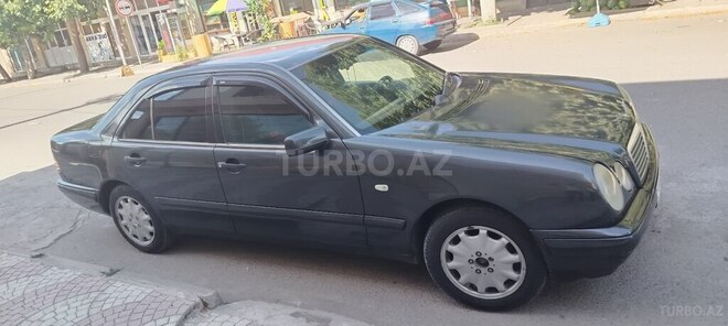 Mercedes E 230 1996, 342,312 km - 2.3 l - Ağstafa