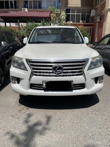 Lexus LX 570-1