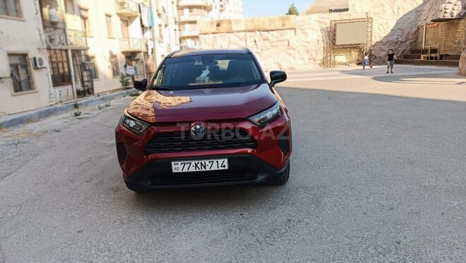 Toyota RAV4-15