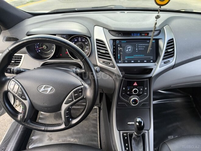 Hyundai Elantra 2015, 191,512 km - 1.8 л - Zaqatala