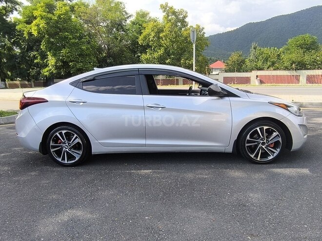 Hyundai Elantra 2015, 191,512 km - 1.8 л - Zaqatala
