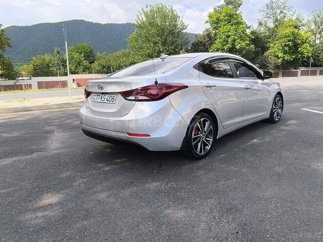 Hyundai Elantra 2015, 191,512 km - 1.8 л - Zaqatala