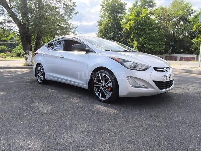 Hyundai Elantra 2015, 191,512 km - 1.8 л - Zaqatala