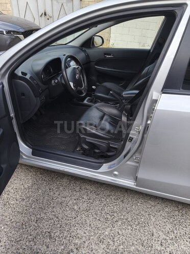 Hyundai i30 2008, 365,000 km - 1.6 l - Bakı