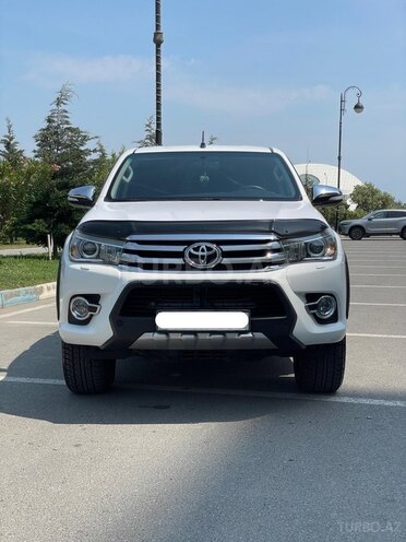 Toyota Hilux 2019, 125,000 km - 2.8 l - Bakı