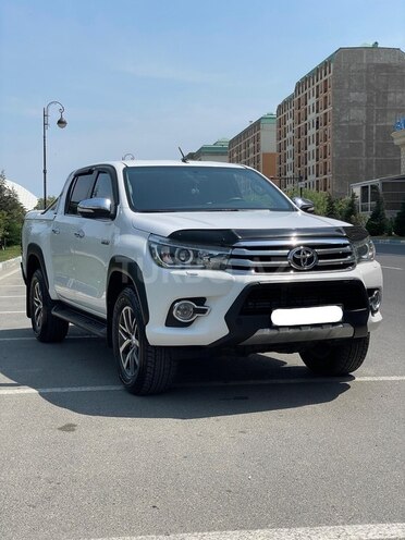 Toyota Hilux 2019, 125,000 km - 2.8 l - Bakı