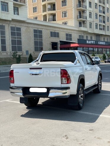 Toyota Hilux 2019, 125,000 km - 2.8 l - Bakı
