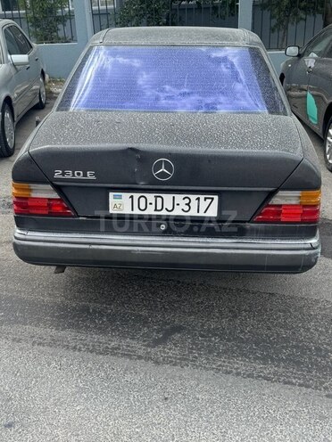 Mercedes E 230 1995, 300,000 km - 2.3 l - Bakı